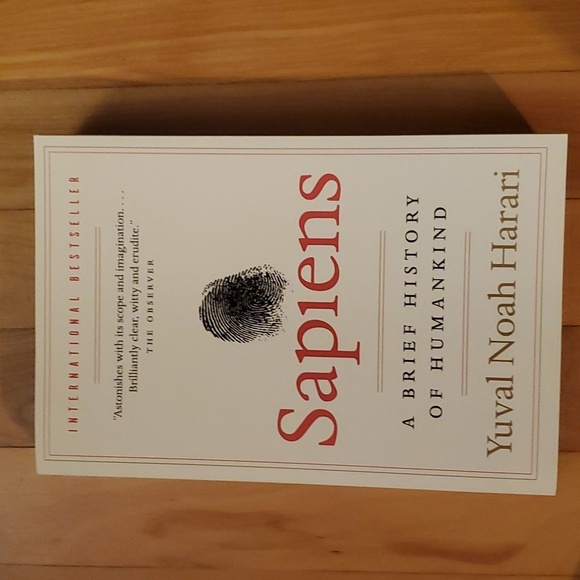 NEW Book Sapiens. A brief history of humankind. Paperback. By Yuval Noah Harari. - Picture 1 of 3